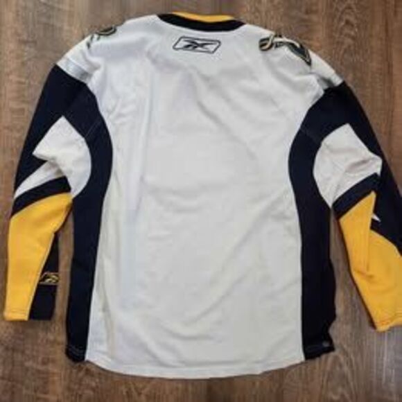 Mens L blank Buffalo Sabres jersey - Picture 6 of 7